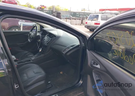 2015 Ford Focus Se from USA, damaged, VIN 1FADP3K2XFL319559